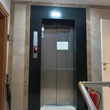 Nexus By Taksim Hotell *